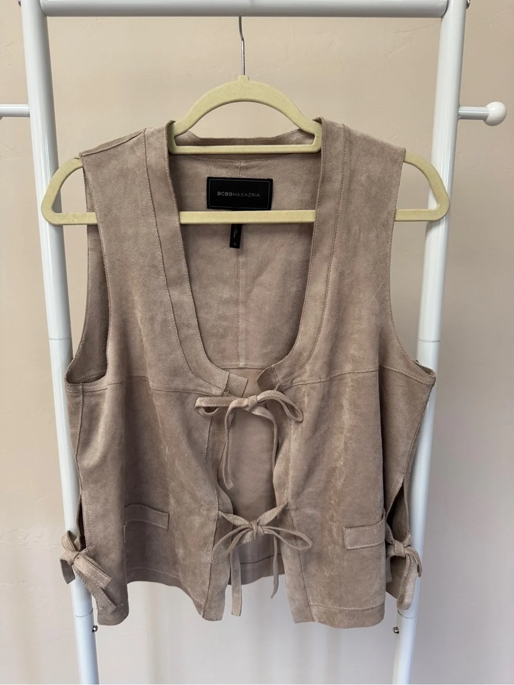 BCBGMaxAzria Taupe Suede Tie-Front Vest Sz Small